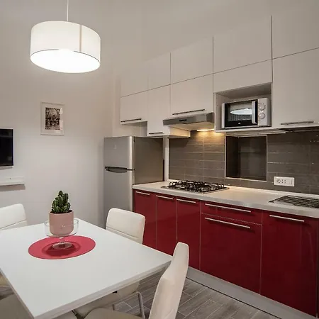 Domus In Trastevere Apartment *